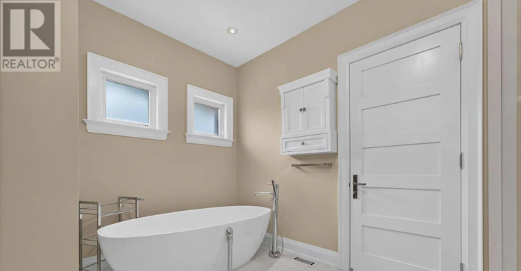 3 Donnybrook Lane, Toronto, ON, M9A 2V2 - 26