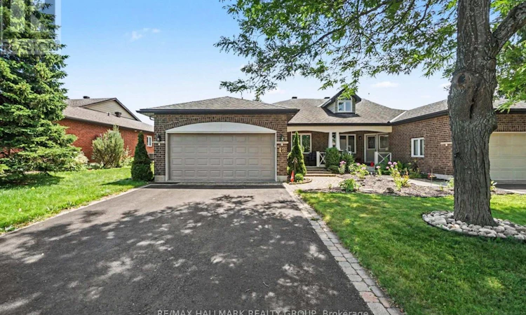 13 Waterthrush Crescent