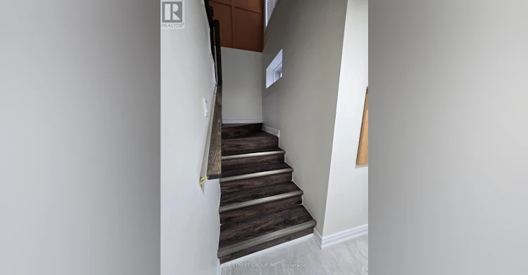 39 Decast Crescent, Markham, ON, L6B 1N6 - 2