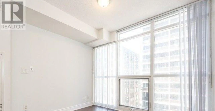 25 Carlton Street, Toronto, ON, M5B 1L4 - 13