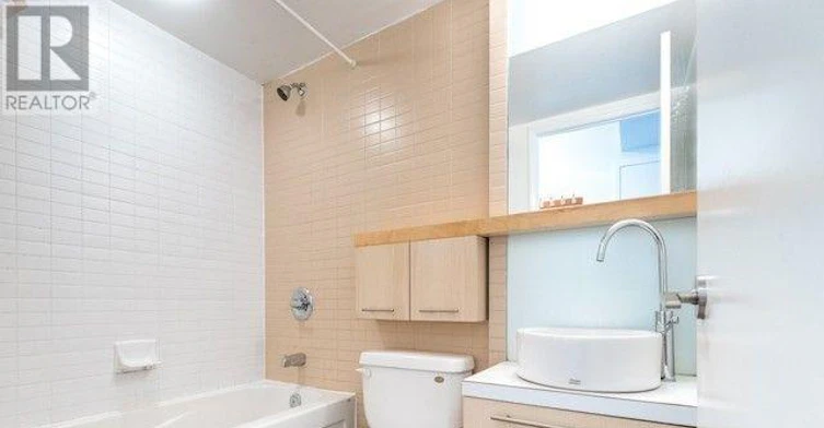 25 Carlton Street, Toronto, ON, M5B 1L4 - 14