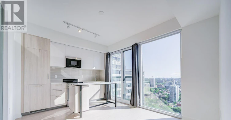3201-65 Mutual Street, Toronto, ON, M5B 0E5 - 4