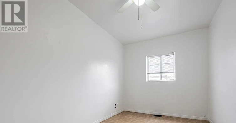 2438 Danforth Avenue, Toronto, ON, M4C 1K9 - 4