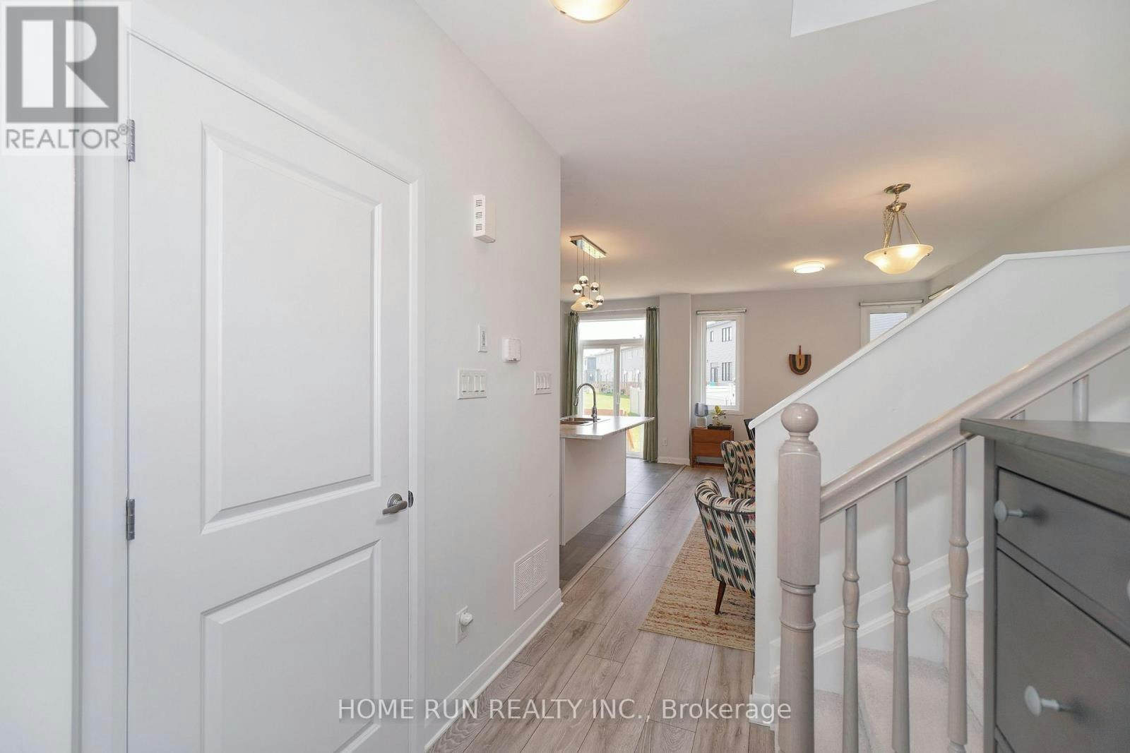 63 Natare Place, Ottawa, ON, K2T 0P3 - 4