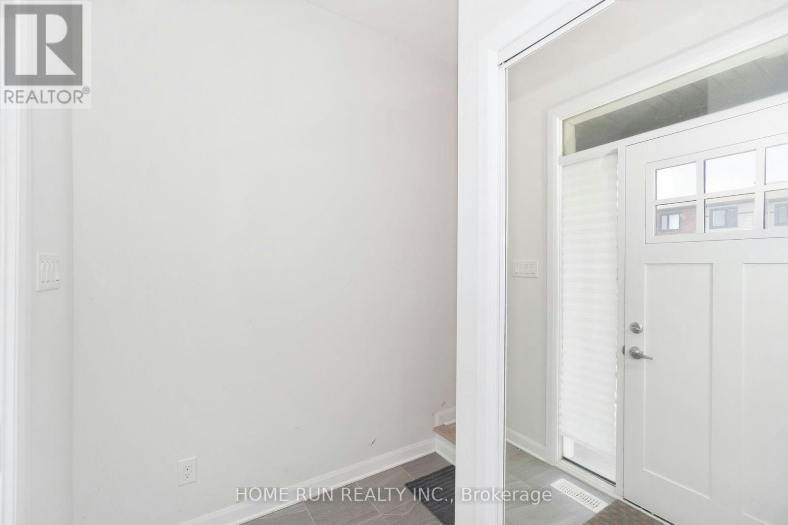 63 Natare Place, Ottawa, ON, K2T 0P3 - 2