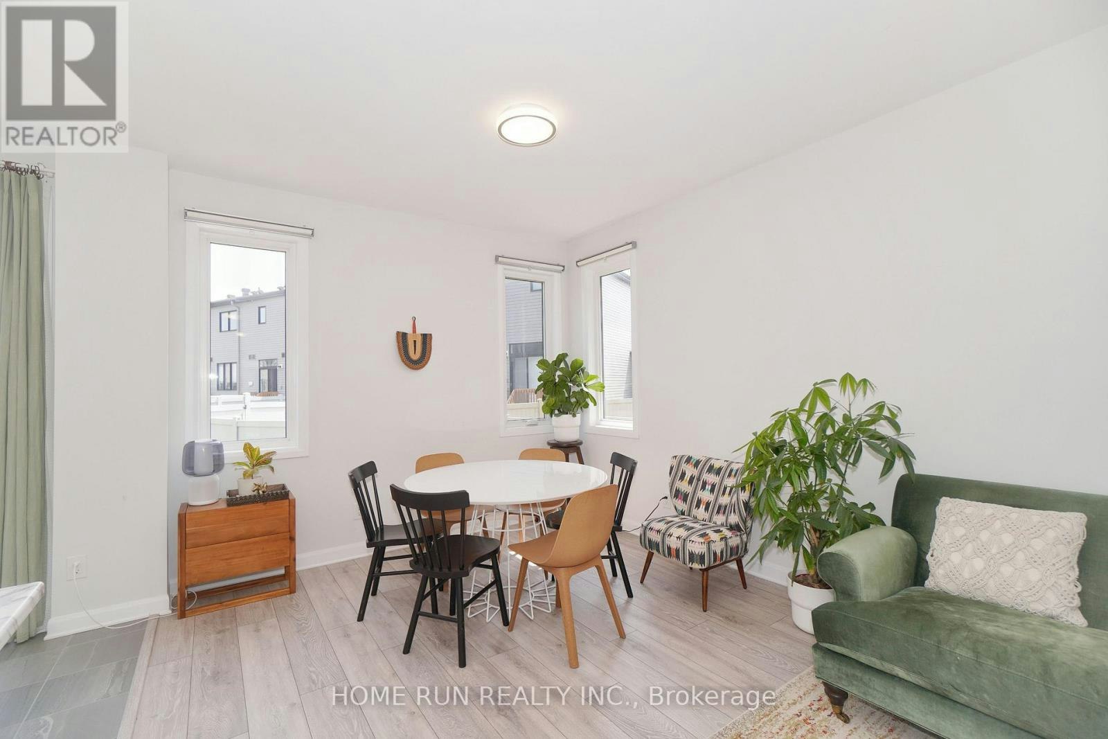 63 Natare Place, Ottawa, ON, K2T 0P3 - 9