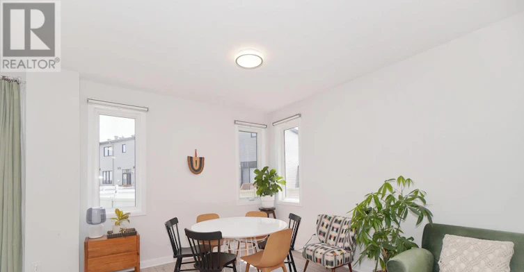 63 Natare Place, Ottawa, ON, K2T 0P3 - 9