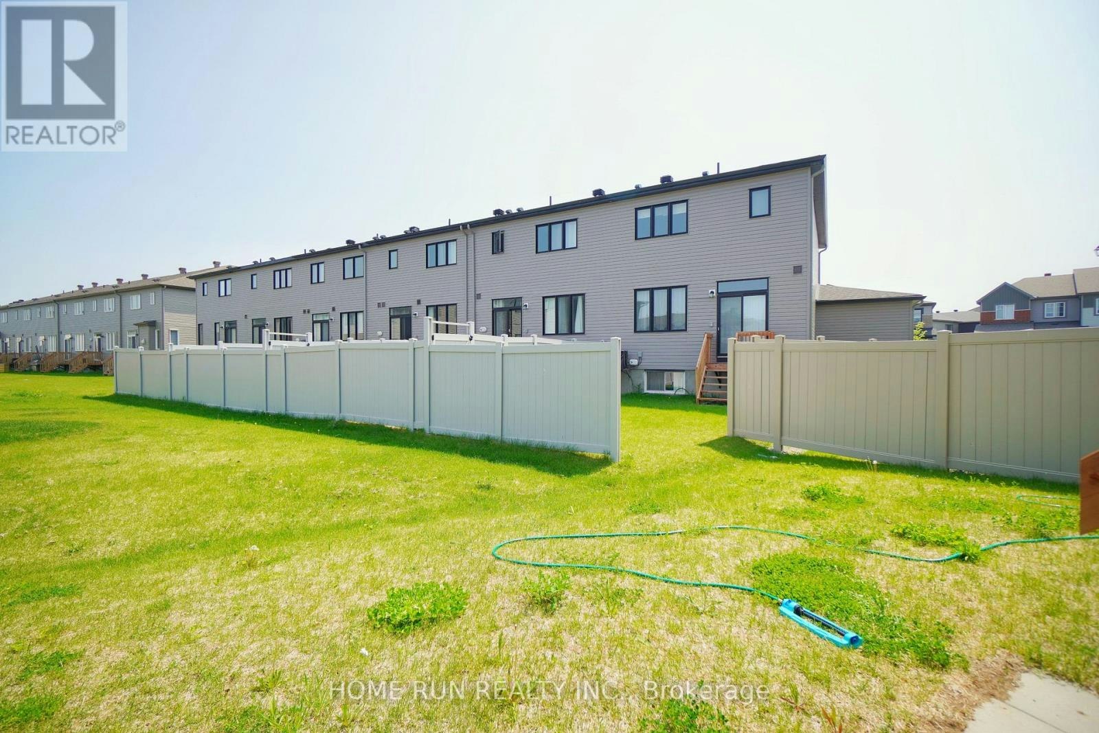 63 Natare Place, Ottawa, ON, K2T 0P3 - 27