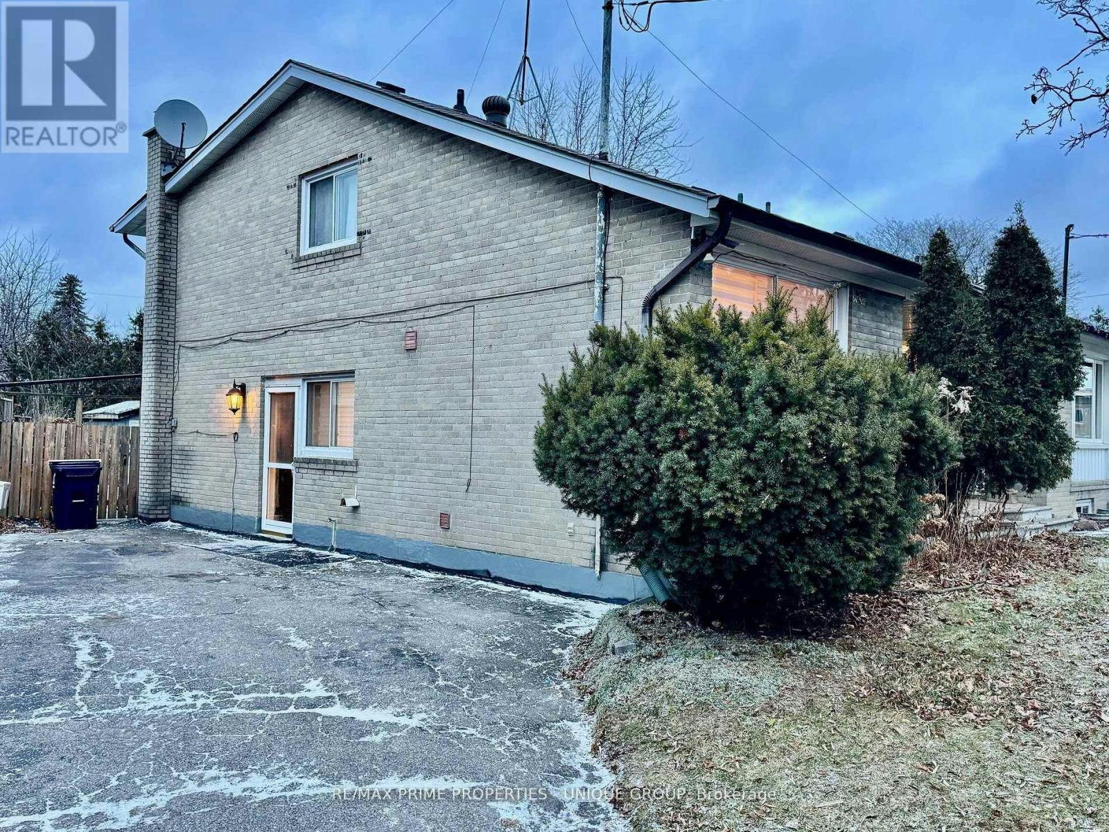 282 Roywood Drive, Toronto, ON, M3A 2E6 - 2