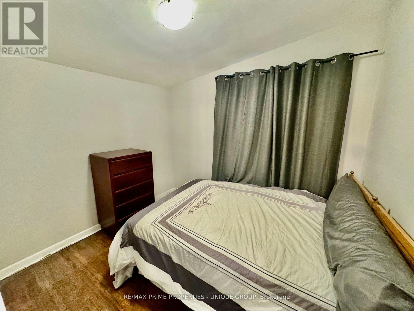 282 Roywood Drive, Toronto, ON, M3A 2E6 - 9