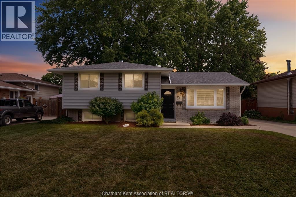 21 Primrose Lane, Chatham-Kent, ON, N7L 4K7