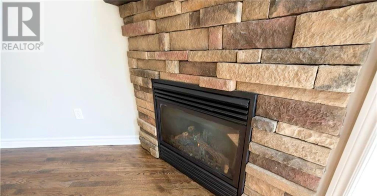 122 Talltree Crescent, Ottawa, ON, K2S 0B1 - 8