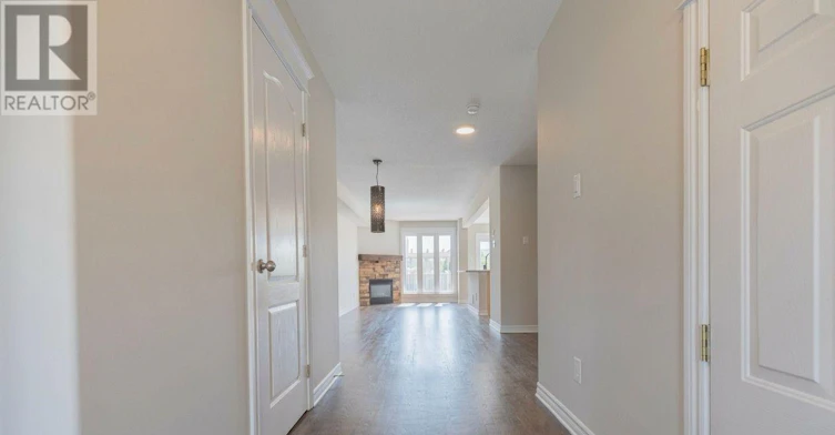 122 Talltree Crescent, Ottawa, ON, K2S 0B1 - 10