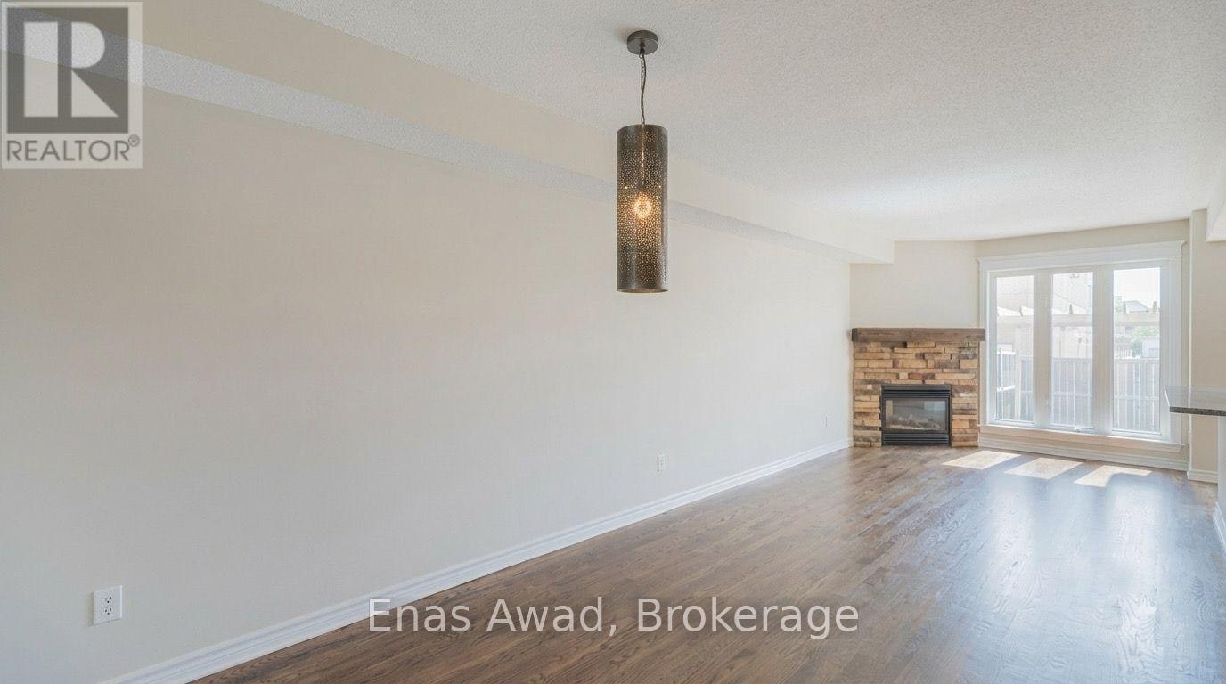 122 Talltree Crescent, Ottawa, ON, K2S 0B1 - 13