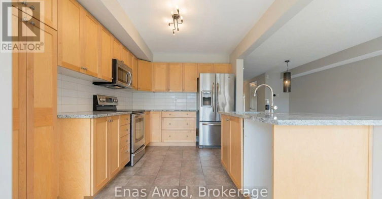 122 Talltree Crescent, Ottawa, ON, K2S 0B1 - 5