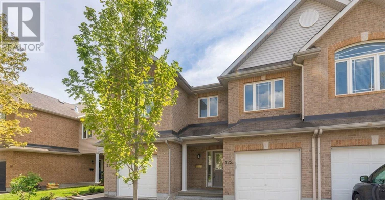 122 Talltree Crescent, Ottawa, ON, K2S 0B1 - 2