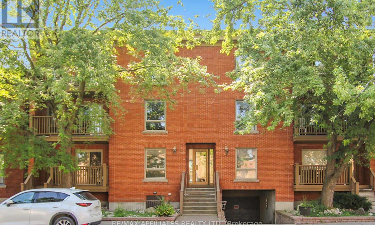 1-160 Bruyere Street
