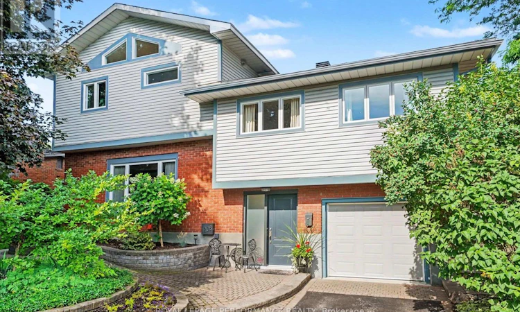 1208 Cline Crescent