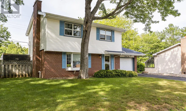 23 Kingsmere Court