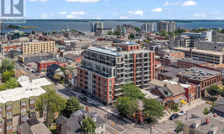 801-223 Princess Street