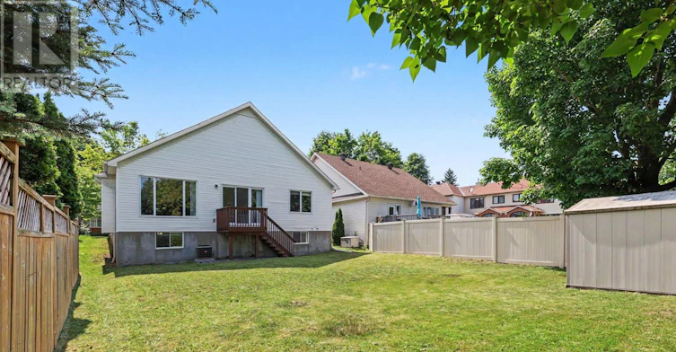 54 Fieldcrest Avenue, Ottawa, ON, K2J 4Y8 - 32