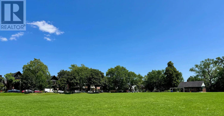 24 Cavell Avenue, Toronto, ON, M4K 1L6 - 28