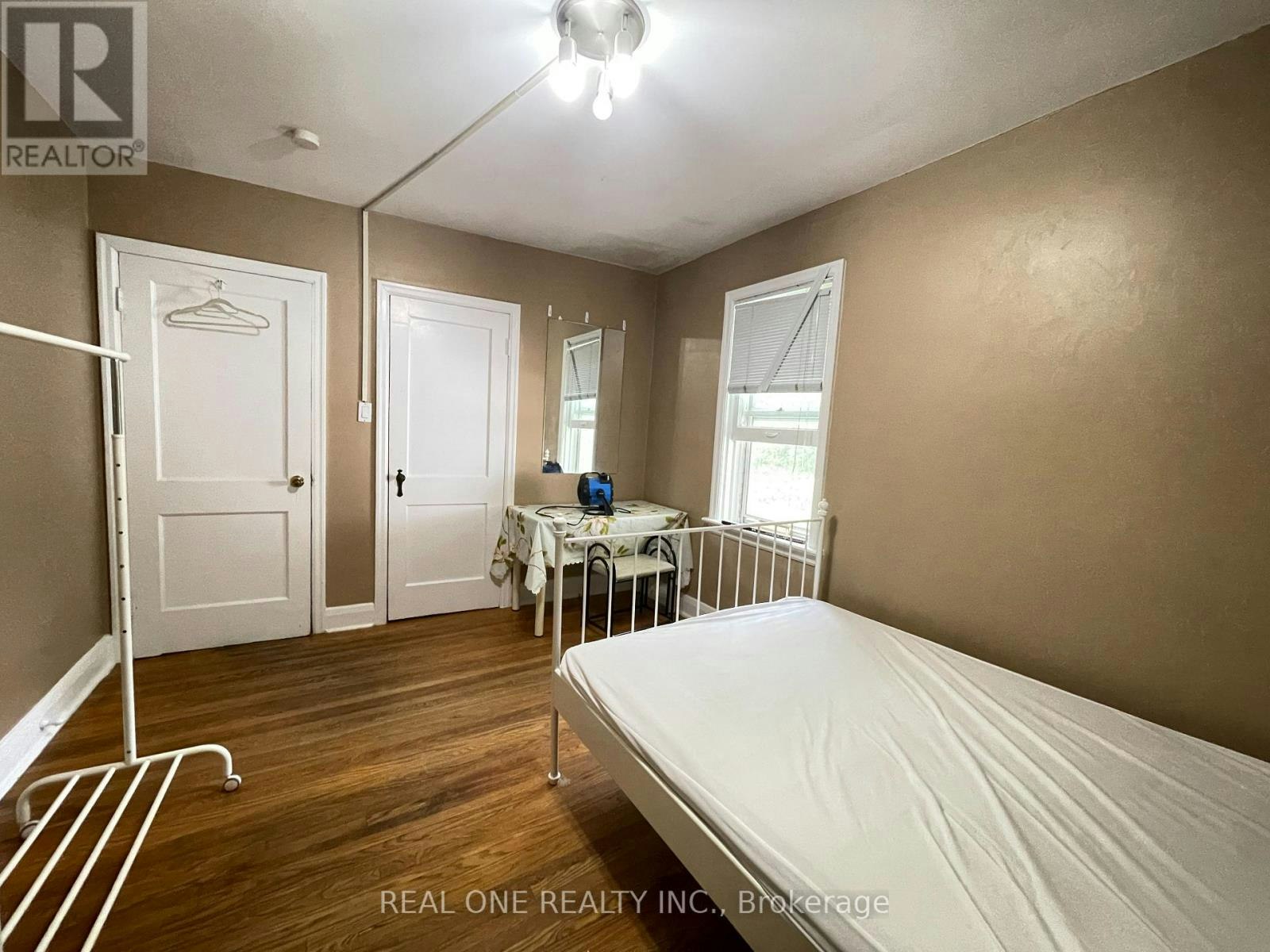 35 Bowman (B Street, Hamilton, ON, L8S 2T4 - 13