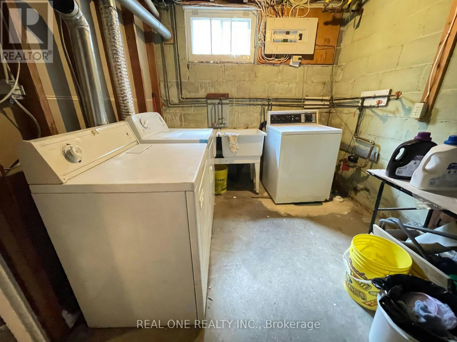 35 Bowman (B Street, Hamilton, ON, L8S 2T4 - 23