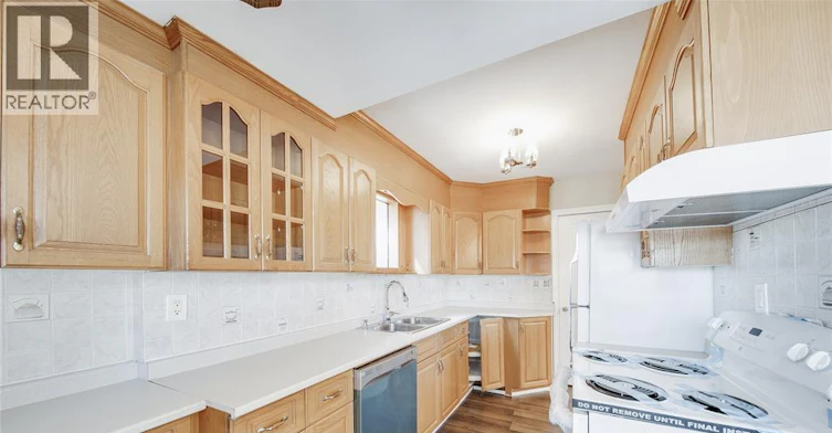 UPPER-1715 Alexis Road, Windsor, ON, N8Y 4P3 - 16