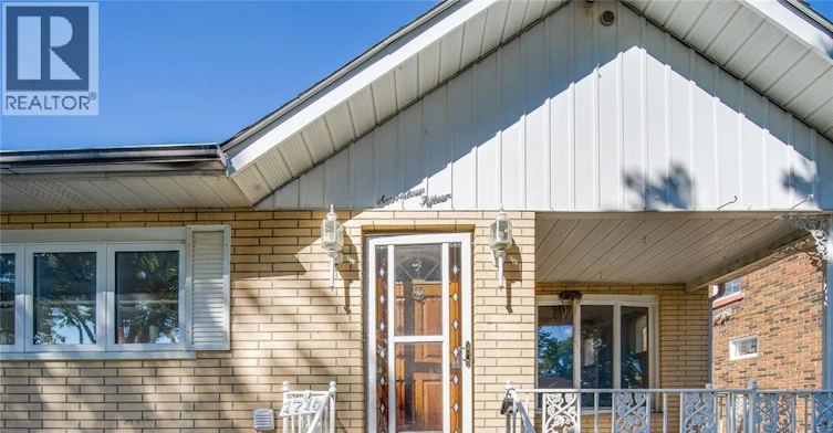 LOWER-1715 Alexis, Windsor, ON, N8Y 4P6 - 2