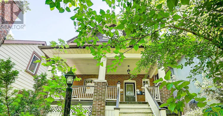 UPPER-92 Neville Park Boulevard, Toronto, ON, M4E 3P8 - 4