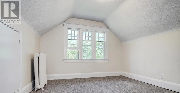 UPPER-92 Neville Park Boulevard, Toronto, ON, M4E 3P8 - 24