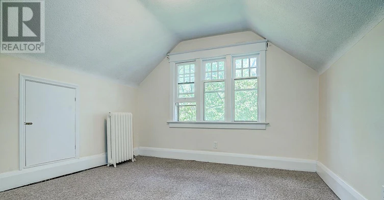 UPPER-92 Neville Park Boulevard, Toronto, ON, M4E 3P8 - 25