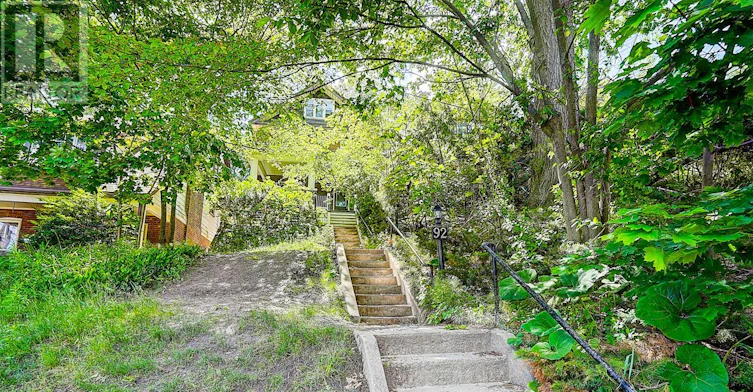 UPPER-92 Neville Park Boulevard, Toronto, ON, M4E 3P8 - 2