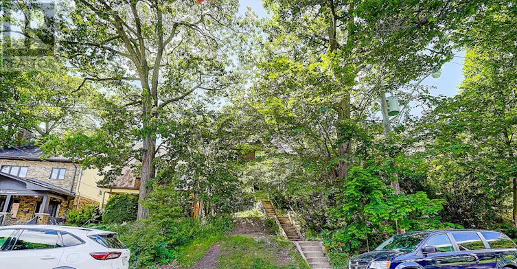 UPPER-92 Neville Park Boulevard, Toronto, ON, M4E 3P8