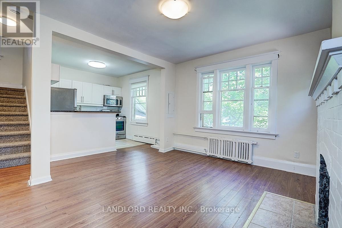 UPPER-92 Neville Park Boulevard, Toronto, ON, M4E 3P8 - 12