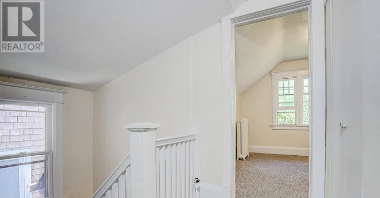 UPPER-92 Neville Park Boulevard, Toronto, ON, M4E 3P8 - 23