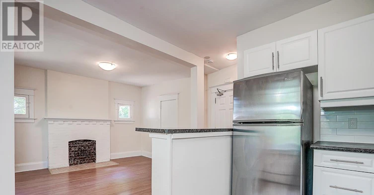 UPPER-92 Neville Park Boulevard, Toronto, ON, M4E 3P8 - 20