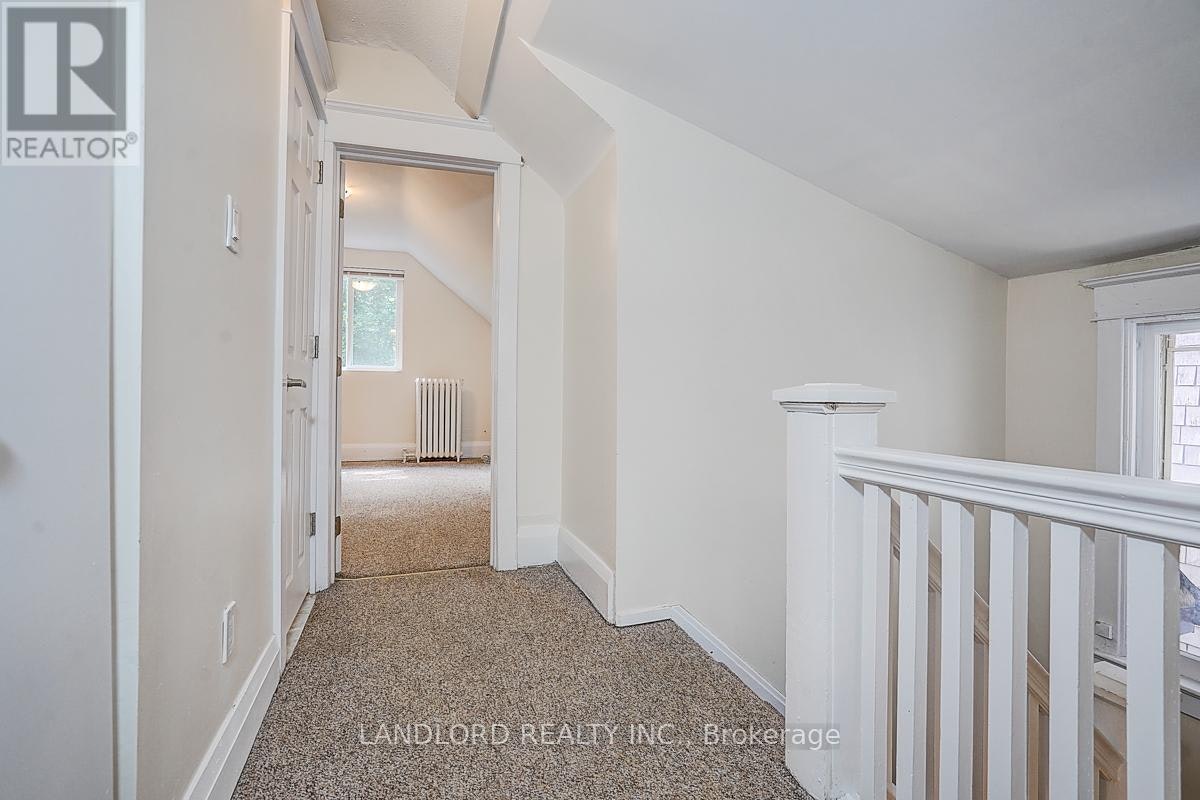 UPPER-92 Neville Park Boulevard, Toronto, ON, M4E 3P8 - 22