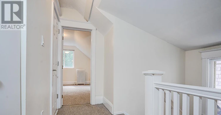 UPPER-92 Neville Park Boulevard, Toronto, ON, M4E 3P8 - 22