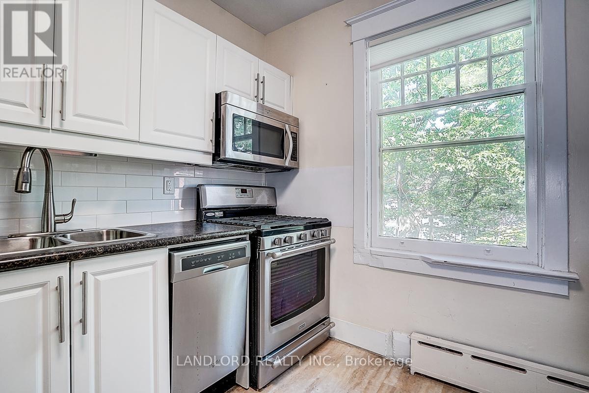 UPPER-92 Neville Park Boulevard, Toronto, ON, M4E 3P8 - 21