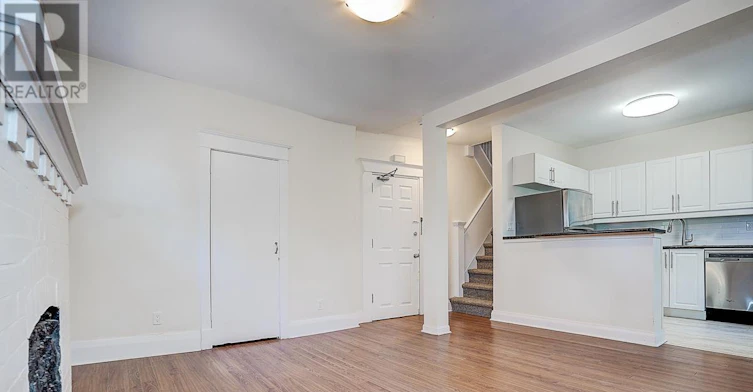 UPPER-92 Neville Park Boulevard, Toronto, ON, M4E 3P8 - 14