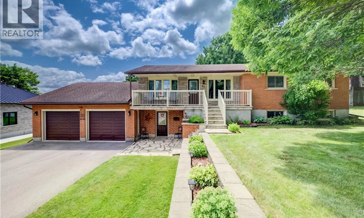 67 Casselholme Crescent
