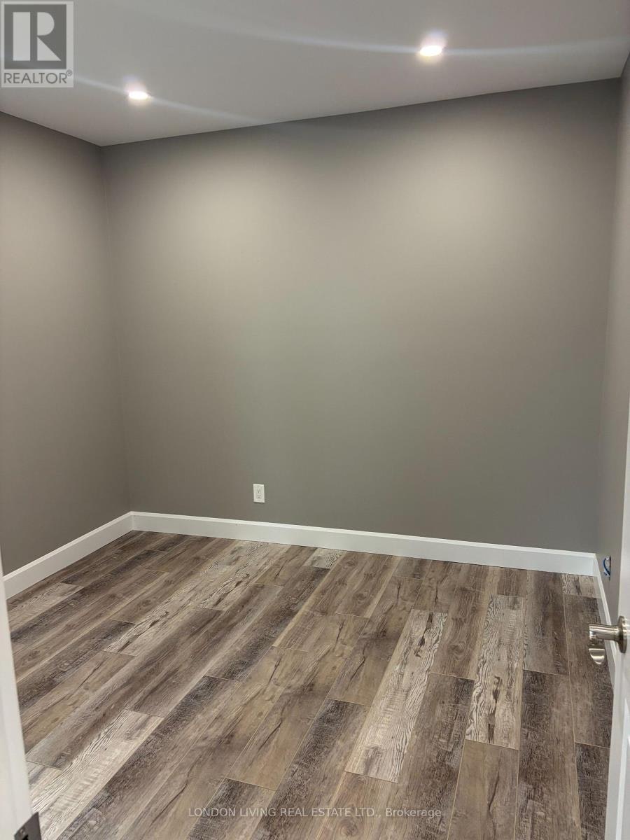 9 Beaconsfield Avenue, London, ON, N6C 1B4 - 12
