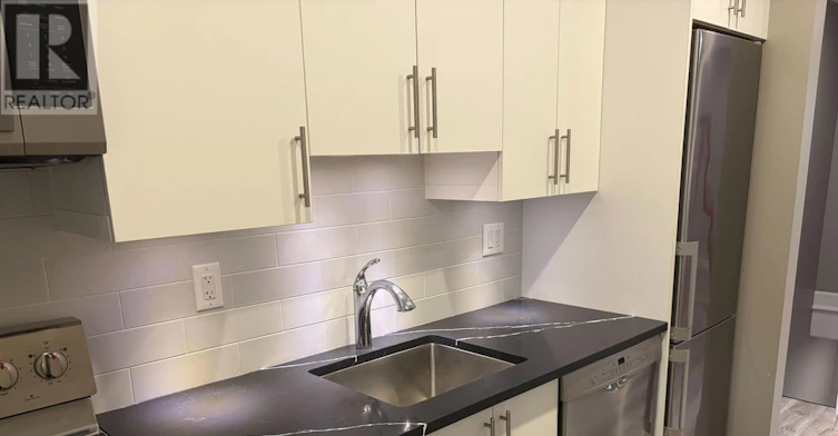 9 Beaconsfield Avenue, London, ON, N6C 1B4 - 6