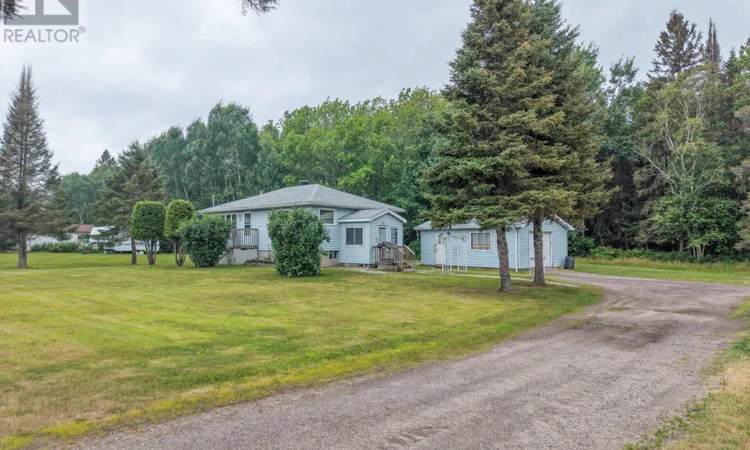 1272 Lakeshore Drive