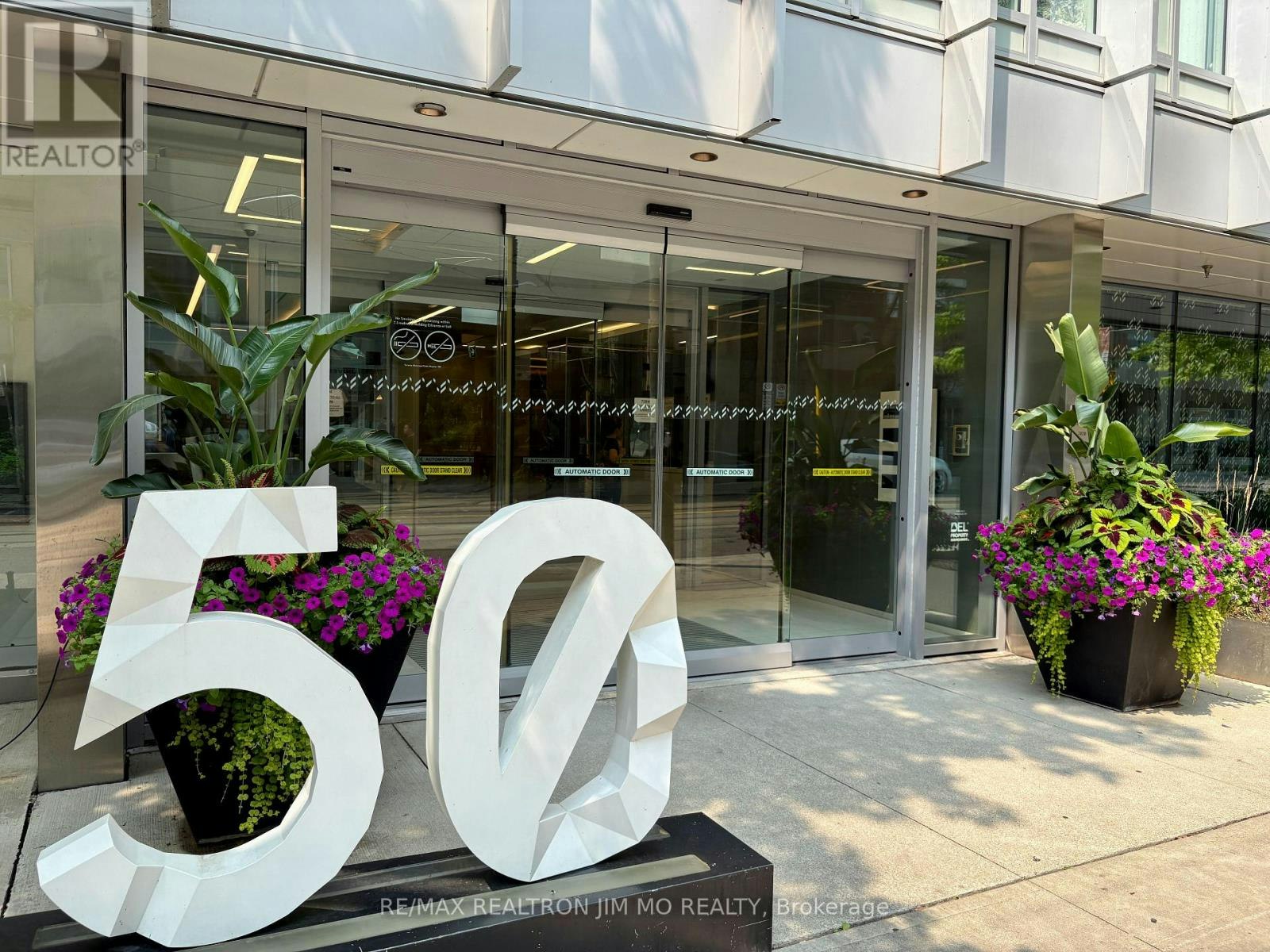 1212-50 Mccaul Street, Toronto, ON, M5T 1V9 - 3