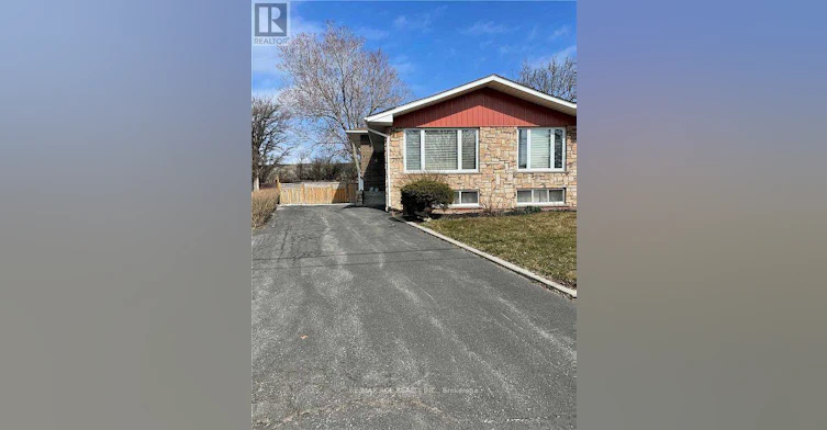 LOWER-40 Cavehill Crescent, Toronto, ON, M1R 4P9