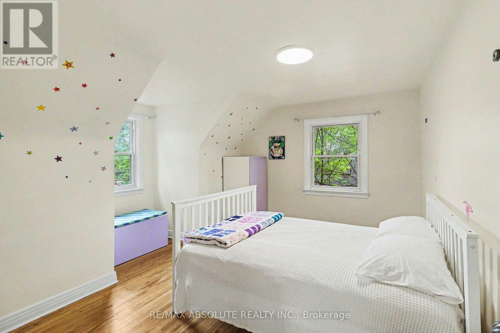 805 Smyth Road, Ottawa, ON, K1G 1P2 - 21