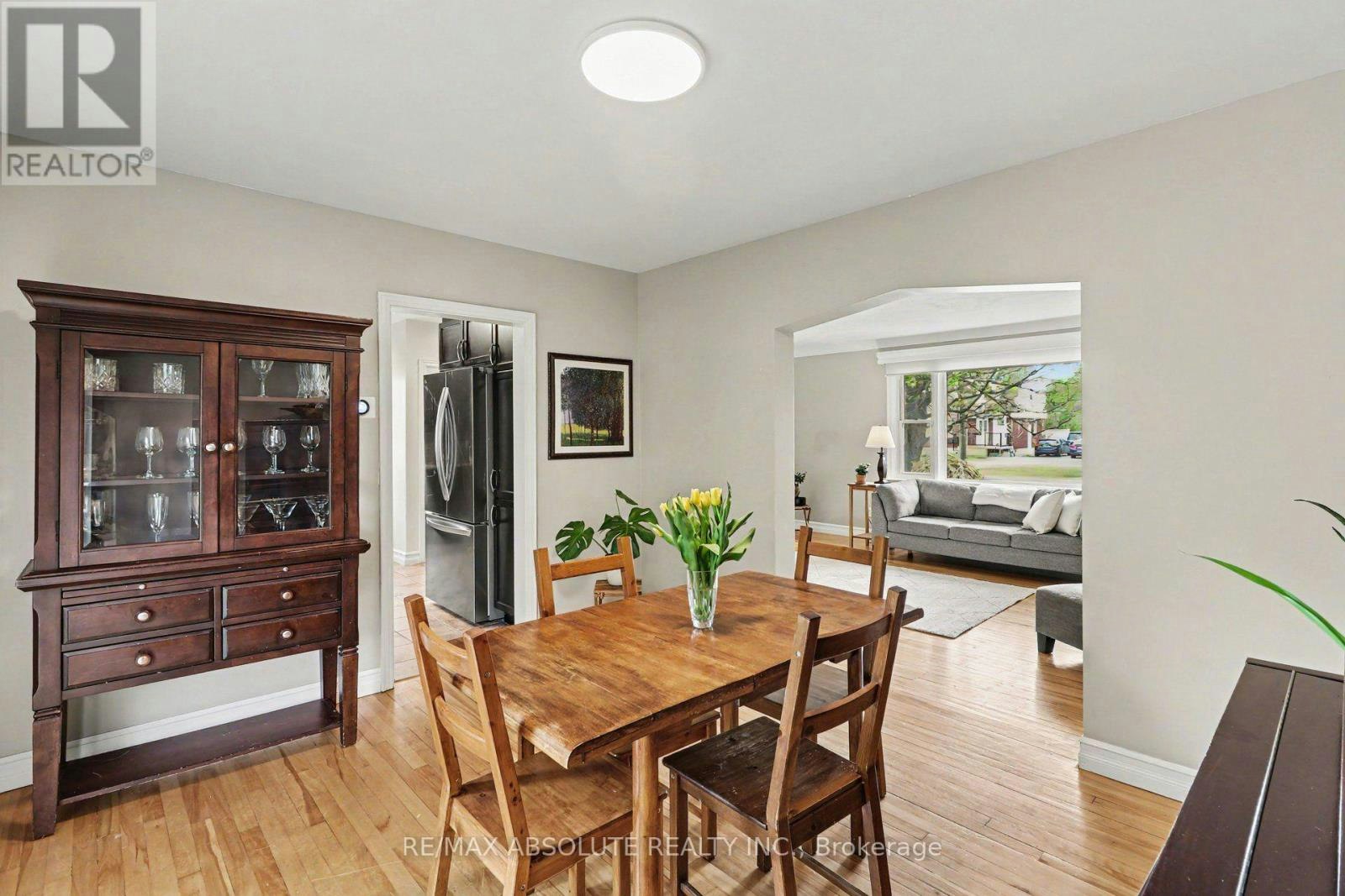 805 Smyth Road, Ottawa, ON, K1G 1P2 - 12